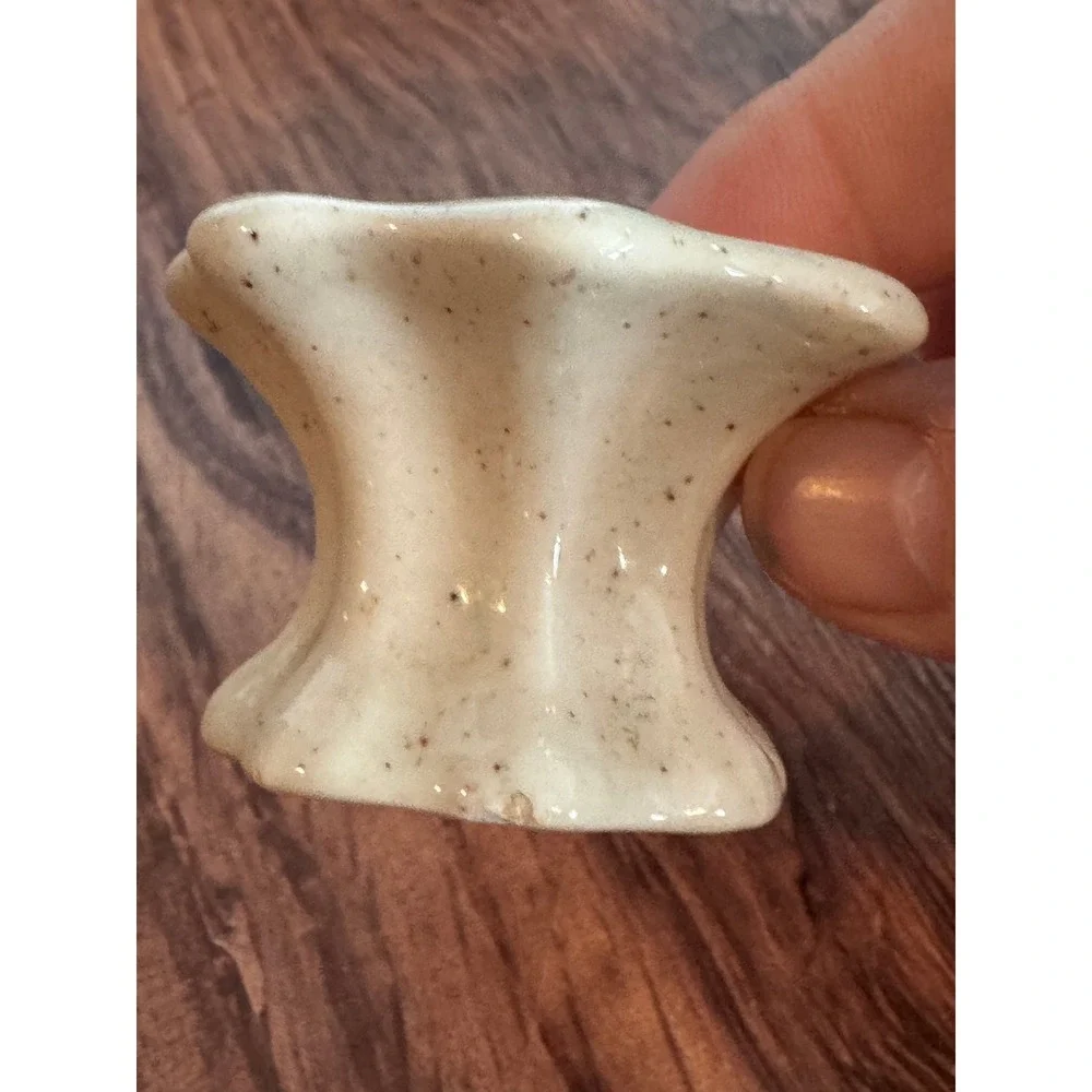 Vintage‎ Ceramic Cat Egg With Stand Hand Painted